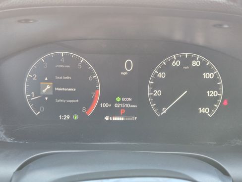 Used 2023 Honda HR-V EX-L image 13