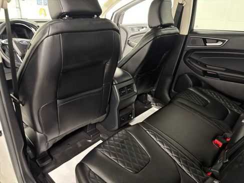 Used 2023 Ford Edge Titanium w/ Class II Trailer Tow Package AWD/4WD image 28