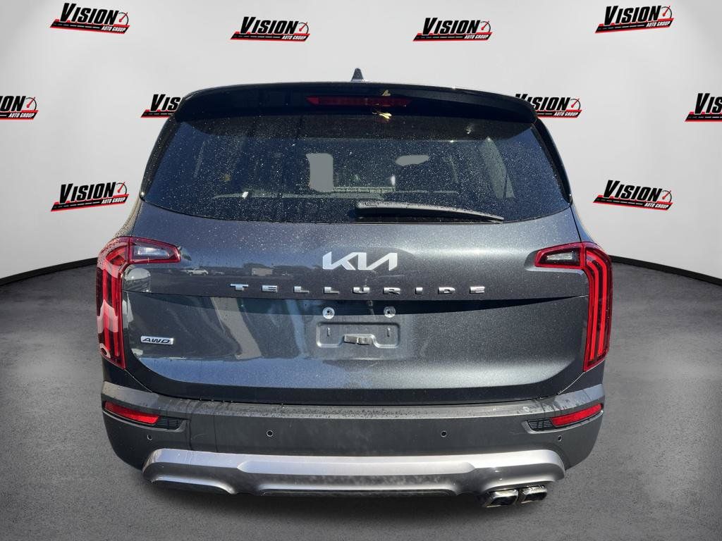 Used 2022 Kia Telluride SX w/ SX Prestige Package AWD/4WD image 3