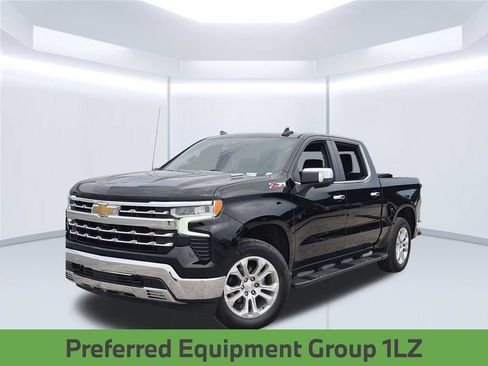 Used 2022 Chevrolet Silverado 1500 LTZ AWD/4WD image 2