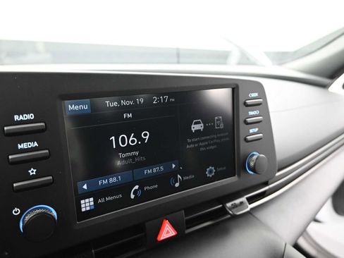 Used 2025 Hyundai Elantra Sport image 17