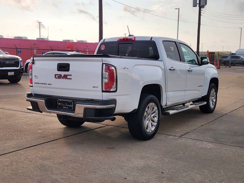 Certified 2018 GMC Canyon SLT w/ Driver Alert Package image 6