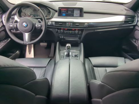 Used 2019 BMW X6 sDrive35i RWD image 16