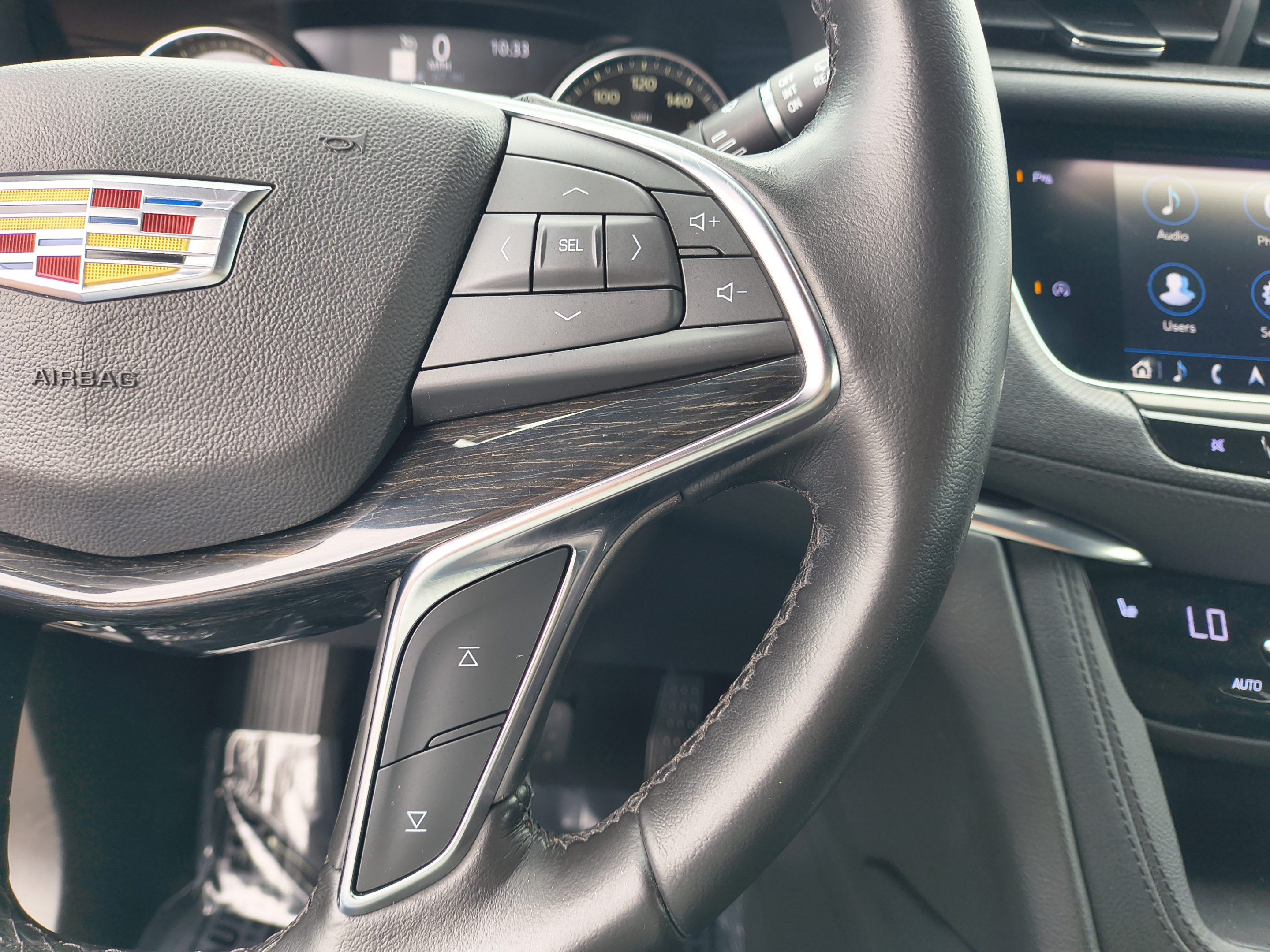 Used 2020 Cadillac XT5 Premium Luxury FWD image 33