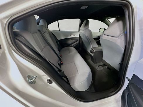 Used 2025 Toyota Corolla SE image 24