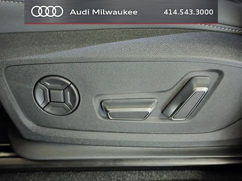 New 2026 Audi Q3 quattro 2.0T AWD/4WD image 18