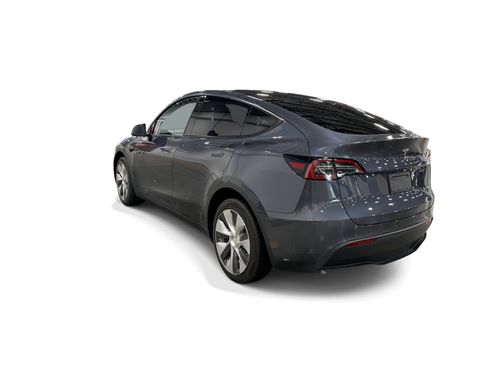 Certified 2023 Tesla Model Y Long Range AWD/4WD image 4