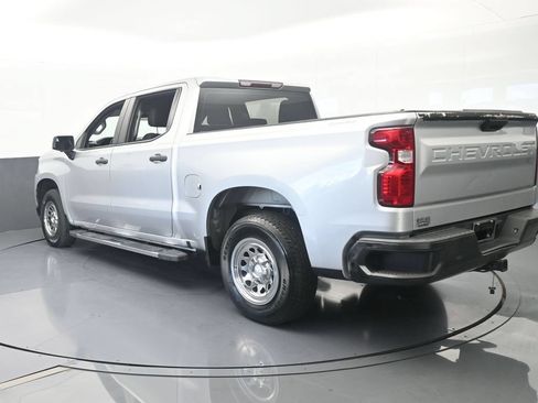 Used 2020 Chevrolet Silverado 1500 W/T RWD image 4