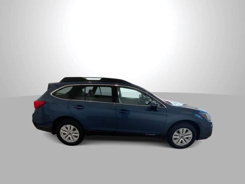 Used 2019 Subaru Outback 3.6R Limited image 9
