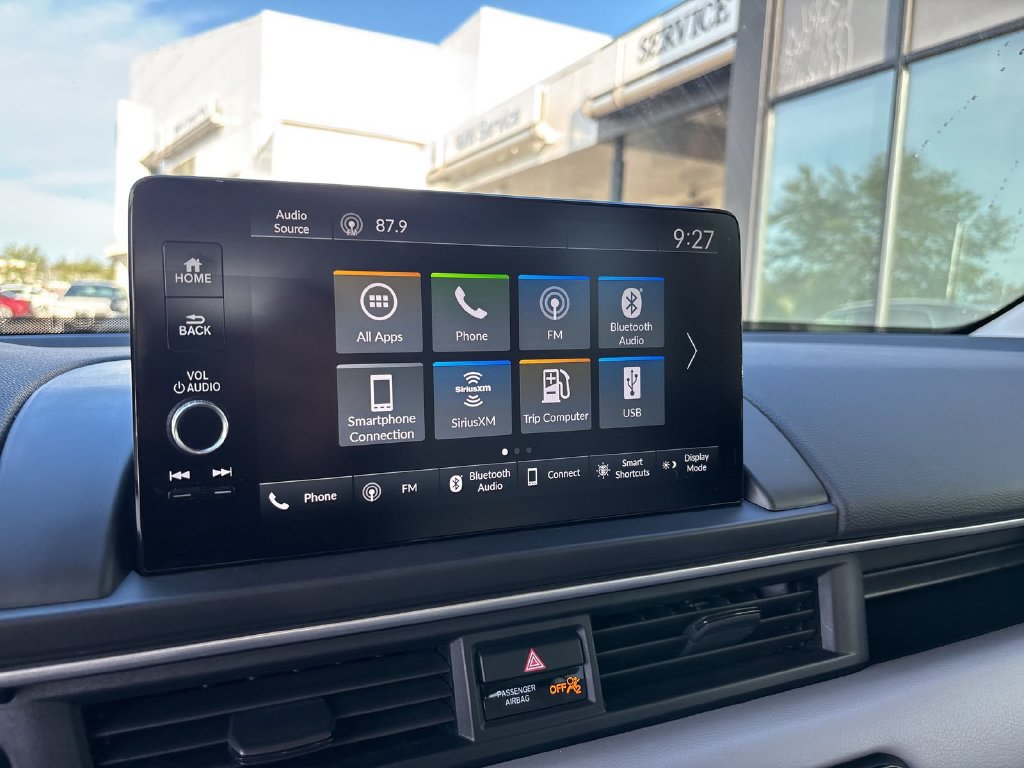Used 2024 Honda Pilot EX-L image 12