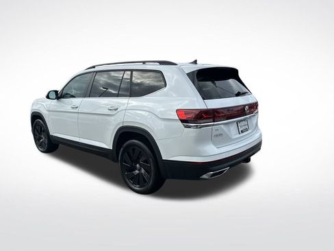 New 2026 Volkswagen Atlas SE image 3