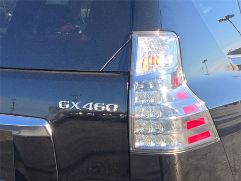 Used 2023 Lexus GX 460 Premium image 16