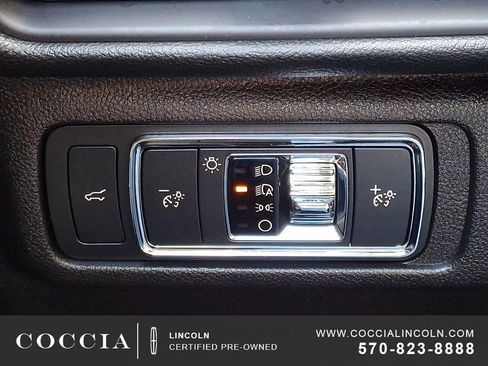 Certified 2022 Lincoln Corsair AWD w/ Equipment Group 101A image 26