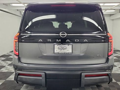 Used 2025 Nissan Armada SL image 5