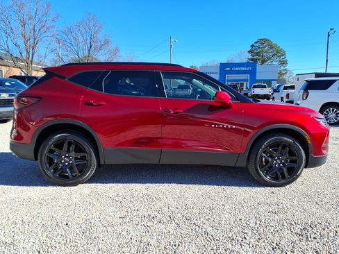 Used 2025 Chevrolet Blazer LT w/ Convenience Package image 10