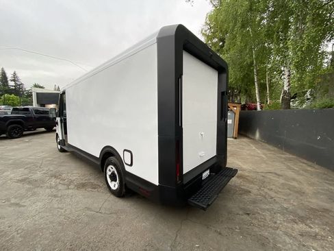 Used 2024 Chevrolet Brightdrop 600 w/ Battery Pack, Max Range AWD/4WD image 4