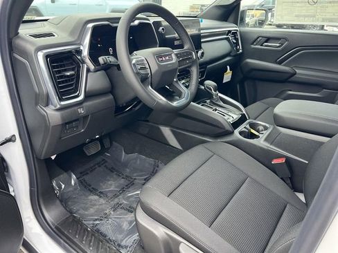 New 2026 GMC Canyon Elevation image 9