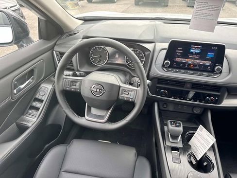 New 2026 Nissan Rogue SV image 18