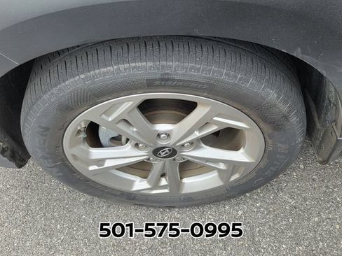 Used 2023 Hyundai Kona SEL w/ Convenience Package FWD image 7