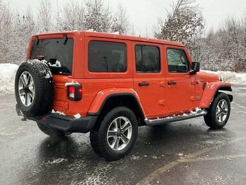 Used 2018 Jeep Wrangler Unlimited Sahara image 29