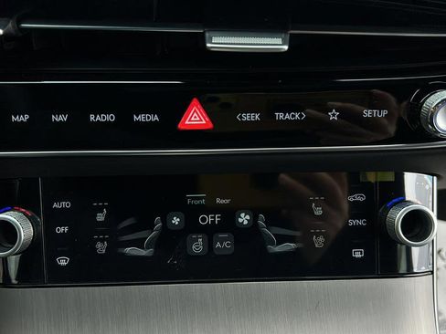 New 2026 Genesis GV70 3.5T Sport Advanced image 19