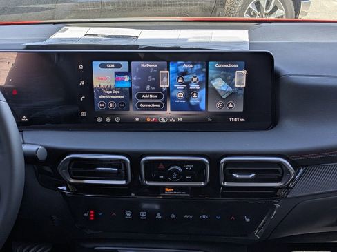 New 2026 Nissan Sentra SR w/ SR Premium Package image 16