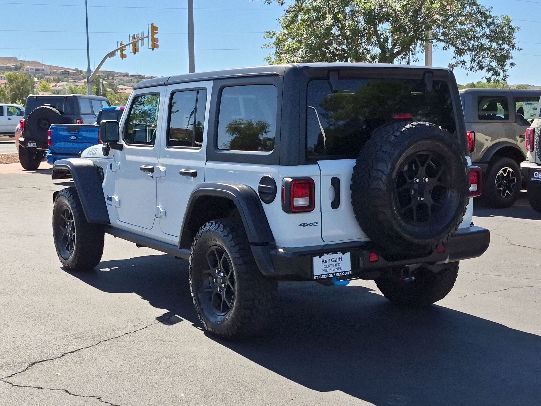 Used 2024 Jeep Wrangler Unlimited AWD/4WD image 5