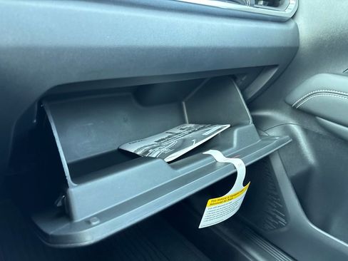 Used 2026 GMC Terrain Elevation w/ Elevation Premium Package image 24