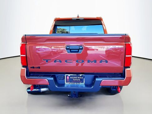 Used 2025 Toyota Tacoma TRD Off-Road image 6