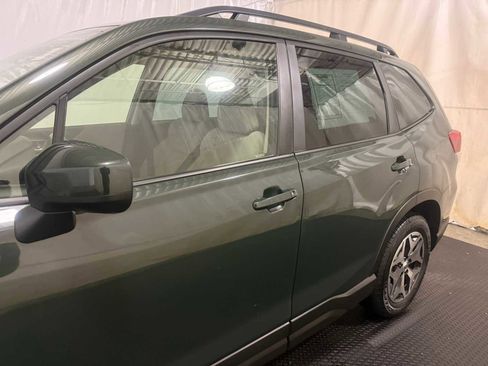 Certified 2023 Subaru Forester Premium image 7