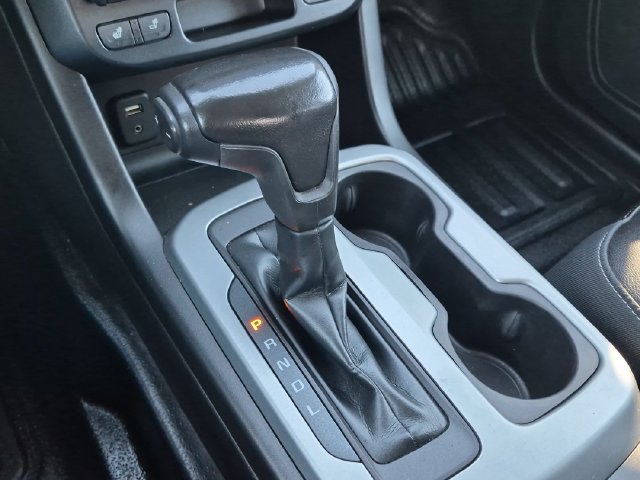 Used 2018 Chevrolet Colorado ZR2 AWD/4WD image 12