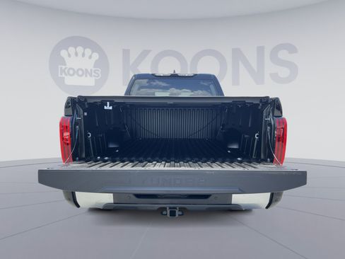 Used 2026 Toyota Tundra Limited AWD/4WD image 25
