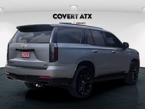 Used 2025 Cadillac Escalade Sport Platinum w/ LPO, ONYX Package AWD/4WD image 7