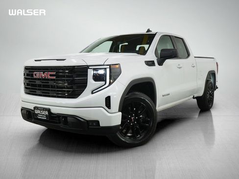 Used 2025 GMC Sierra 1500 Elevation image 1