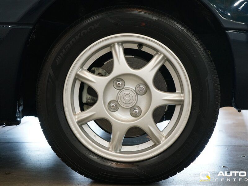 Used 1996 MAZDA MX-5 Miata RWD image 13