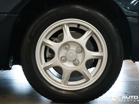 Used 1996 MAZDA MX-5 Miata RWD image 13