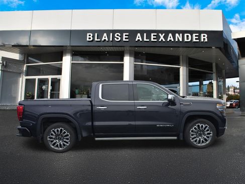 Used 2023 GMC Sierra 1500 Denali Ultimate AWD/4WD image 2