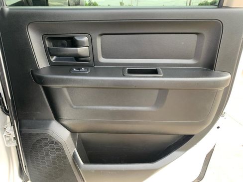 Used 2018 RAM 2500 Tradesman w/ Chrome Appearance Group AWD/4WD image 15