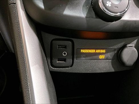 Used 2018 Chevrolet Trax LS FWD image 29