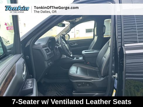 Used 2023 Chevrolet Tahoe Premier AWD/4WD image 16
