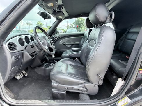 Used 2005 Chrysler PT Cruiser GT FWD image 21