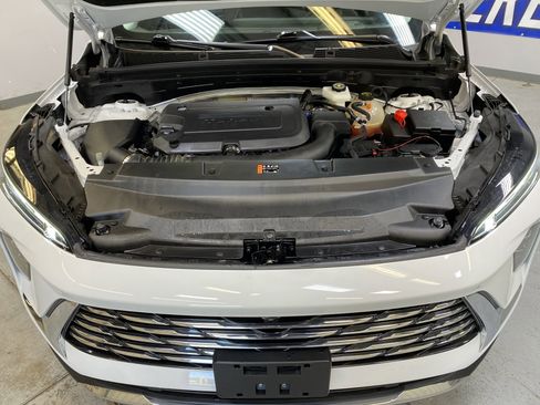 Used 2025 Buick Envision Preferred image 9