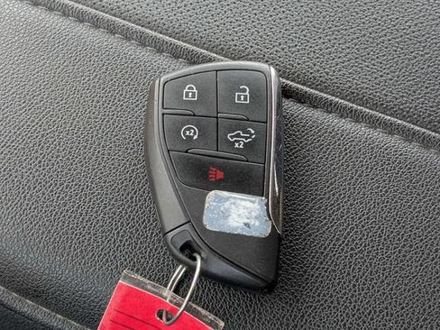 Used 2024 Chevrolet Silverado 1500 LTZ AWD/4WD image 30