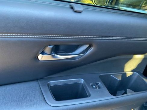 Used 2022 Nissan Pathfinder Platinum w/ Lighting Package (N92) image 20