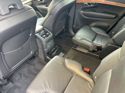 Certified 2023 Volvo XC90 T8 Plus w/ Protection Package image 5