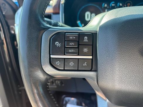 Used 2023 Ford F150 Lariat w/ Equipment Group 502A High AWD/4WD image 32