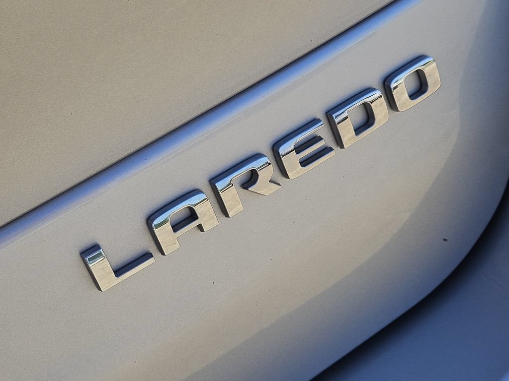 Used 2023 Jeep Grand Cherokee L Laredo AWD/4WD image 12