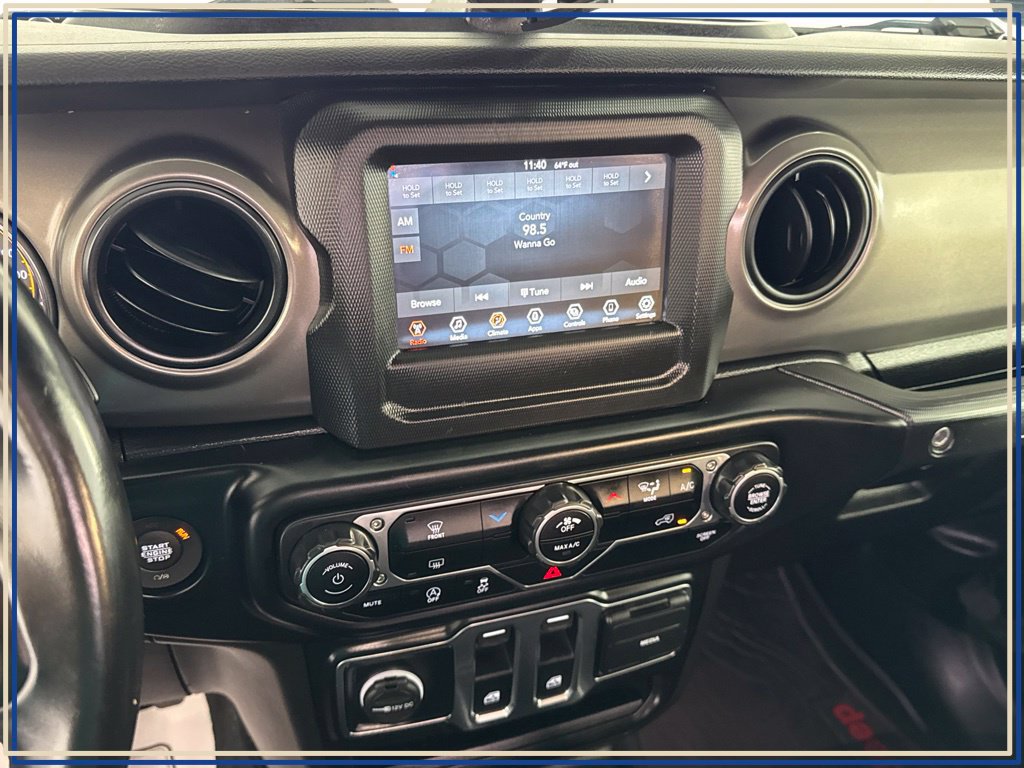 Used 2022 Jeep Wrangler Sport AWD/4WD image 25