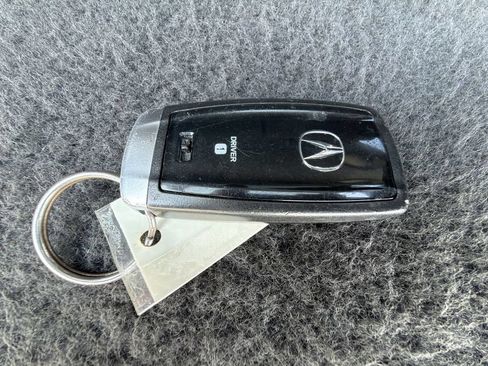 Used 2017 Acura RDX w/ Advance Package AWD/4WD image 28