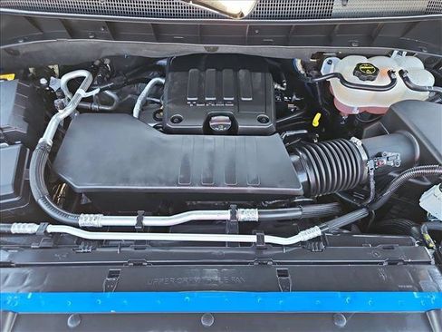 Certified 2025 Chevrolet Silverado 1500 Custom RWD image 29